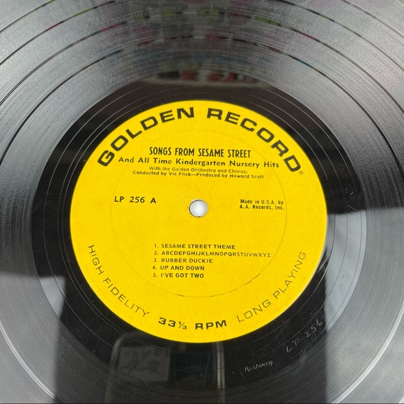 Songs From Sesame Street Golden Records Vinyl Music Nursery Hits Vintage - Picture 2 of 6
